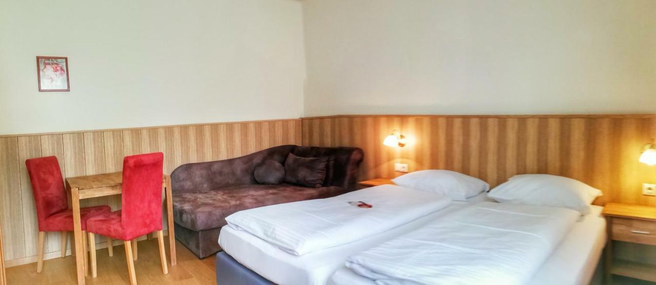 Familie Zuser Hotel Garni Mitterbach Exterior photo